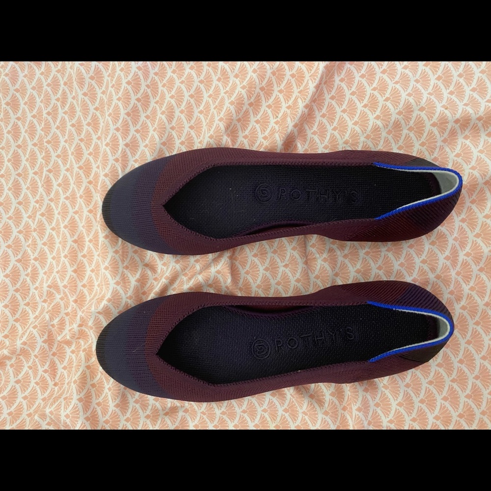 NIB, Rothys Blackberry Captoe flats - size 8.5